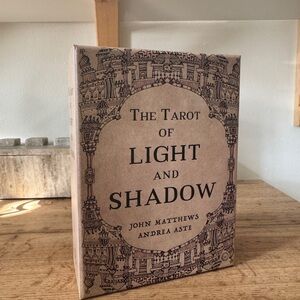 The Tarot of light and shadow, like new